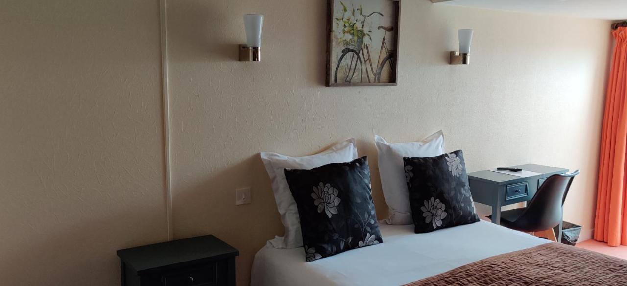 Hotel Du Tertre Mont-Dol Екстер'єр фото